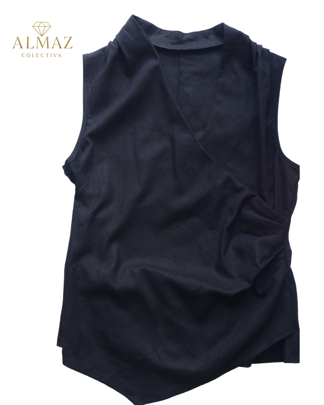 Top Kimono Sin Mangas Almaz Colectiva - Elegancia en Negro - Almaz